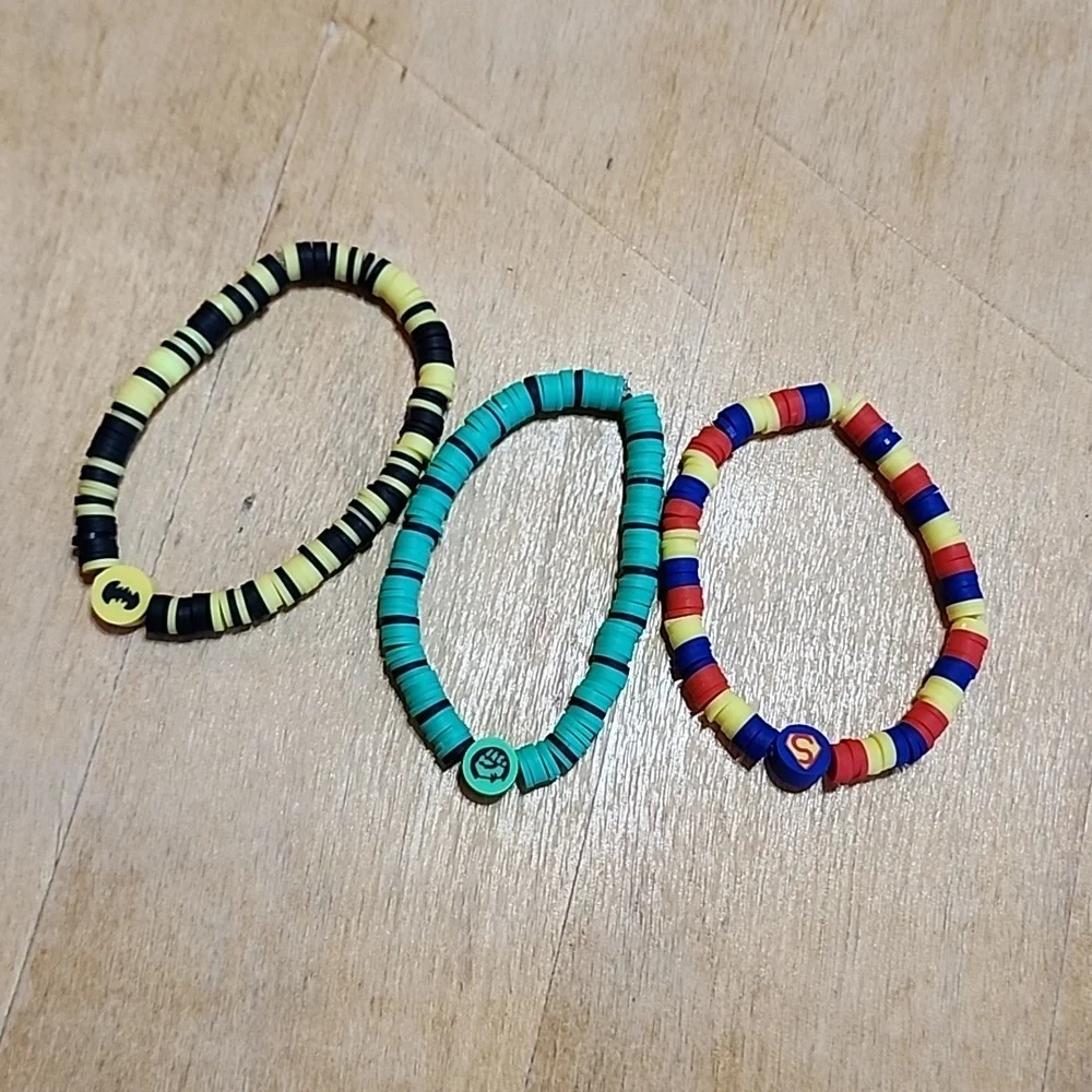 Sold! Handmade Super Hero Clay Bead Braclet Bundle ๐ซ - Picture 1 of 10